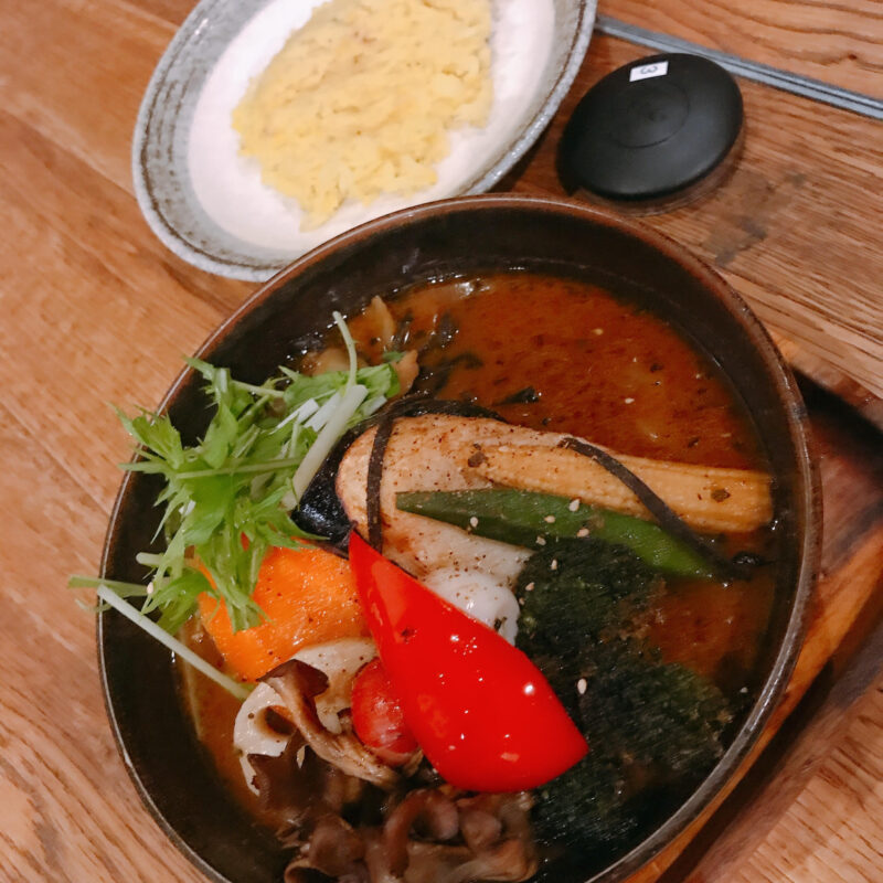 札幌スープカレーのGARAKU